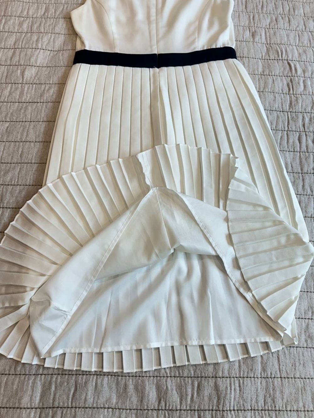 White Pleated Midi Dress with Black Trim - Picture 4 of 6